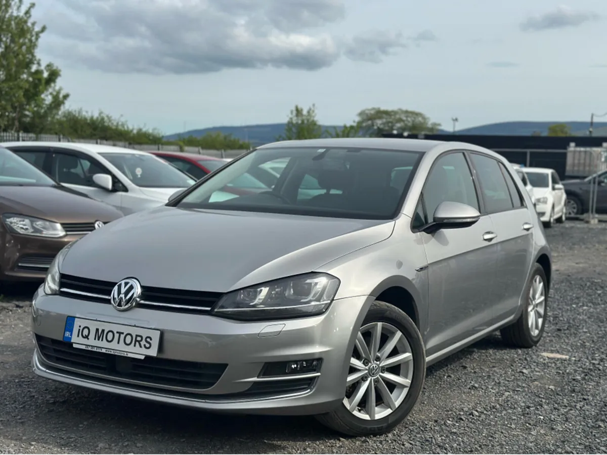 Volkswagen Golf Lounge Automatic 0261 - Image 2