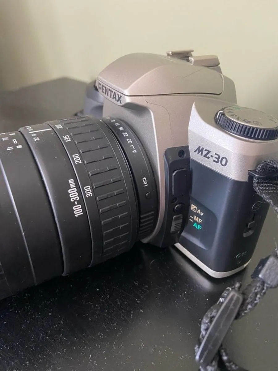 Pentax MZ-30 - Image 1