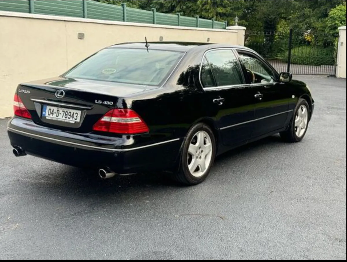 2004 Lexus Ls430 - Image 2