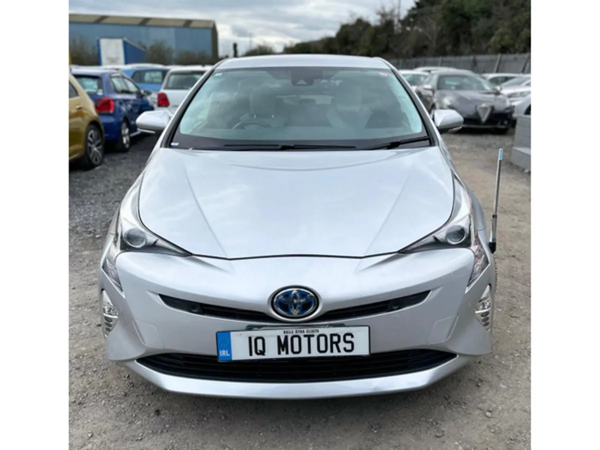 Toyota Prius 1.8L Petrol-Hybrid Automatic Low Mile - Image 3