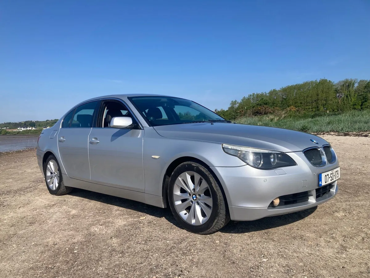 BMW 520d - Image 1