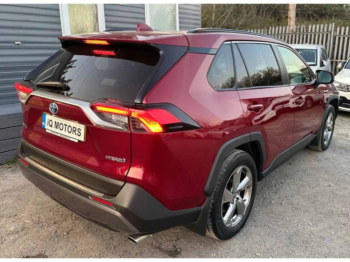 Toyota RAV4 DESIGN HEV CVT 2.5L Petrol-Hybrid Low - Image 4