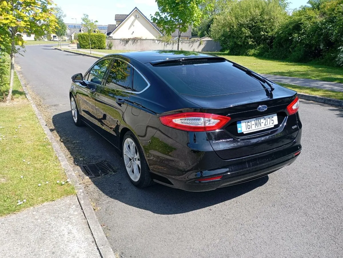 Ford Mondeo titanium 161take van as trade in - Image 2
