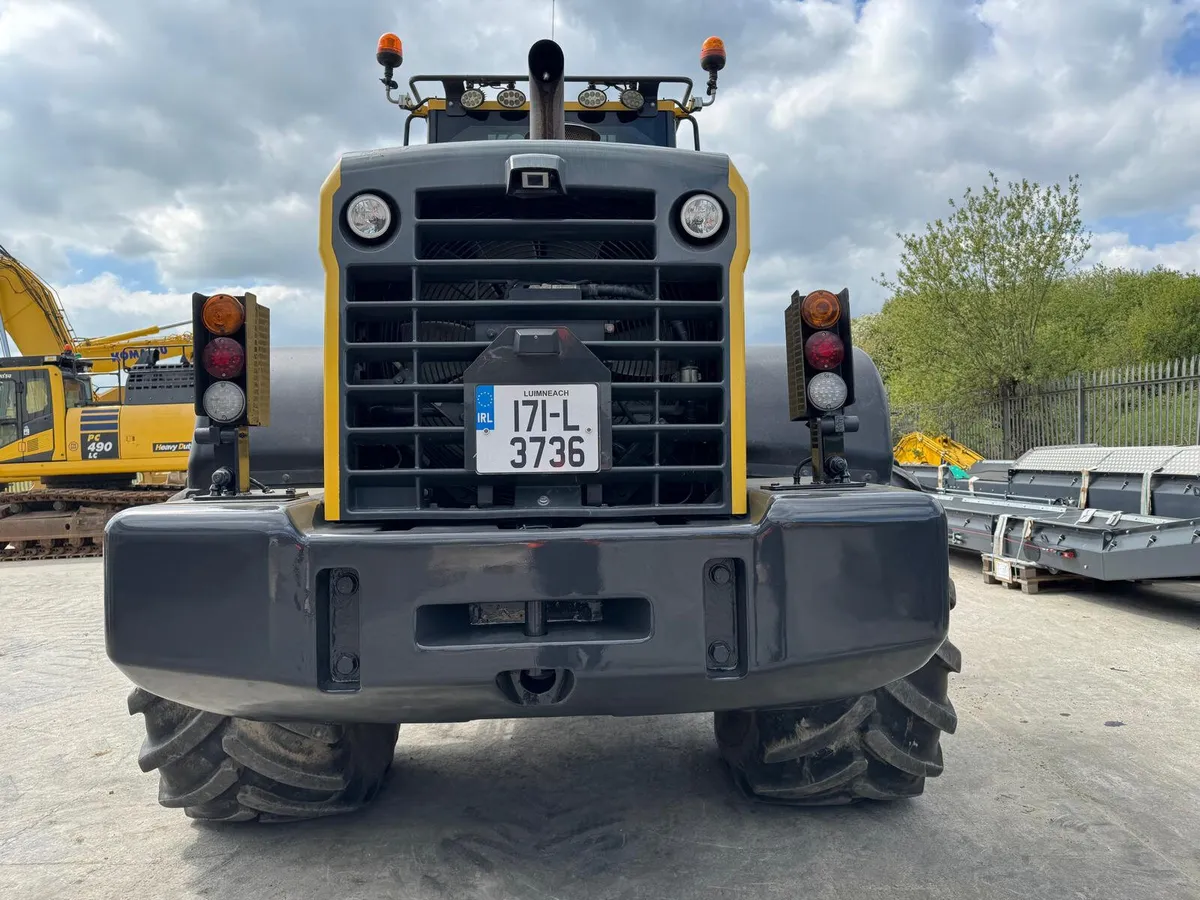 Komatsu WA320-7 - Image 4