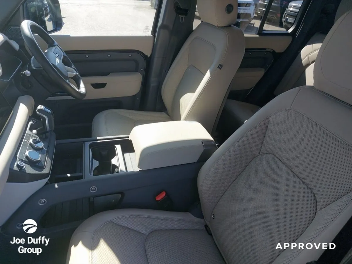 Land Rover Defender 110 2.0 Si4 Phev SE - Image 4