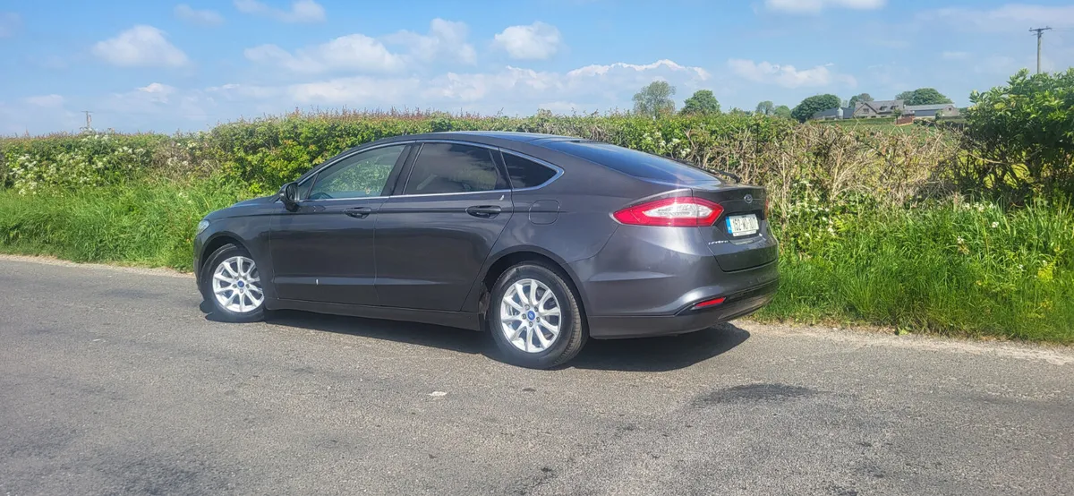 Ford Mondeo 2015 Titanium with leather - Image 4