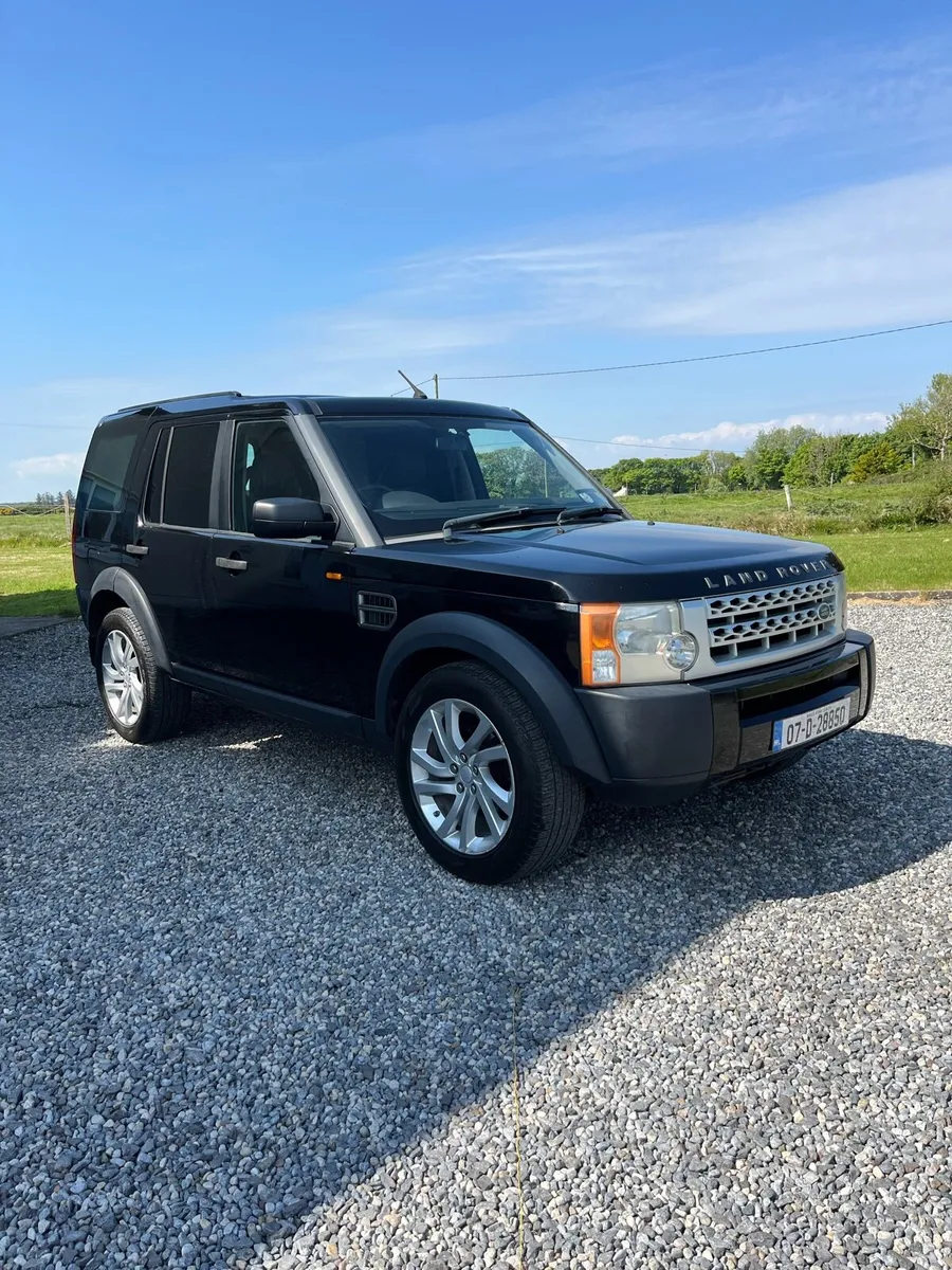 Land Rover Discovery - Image 2