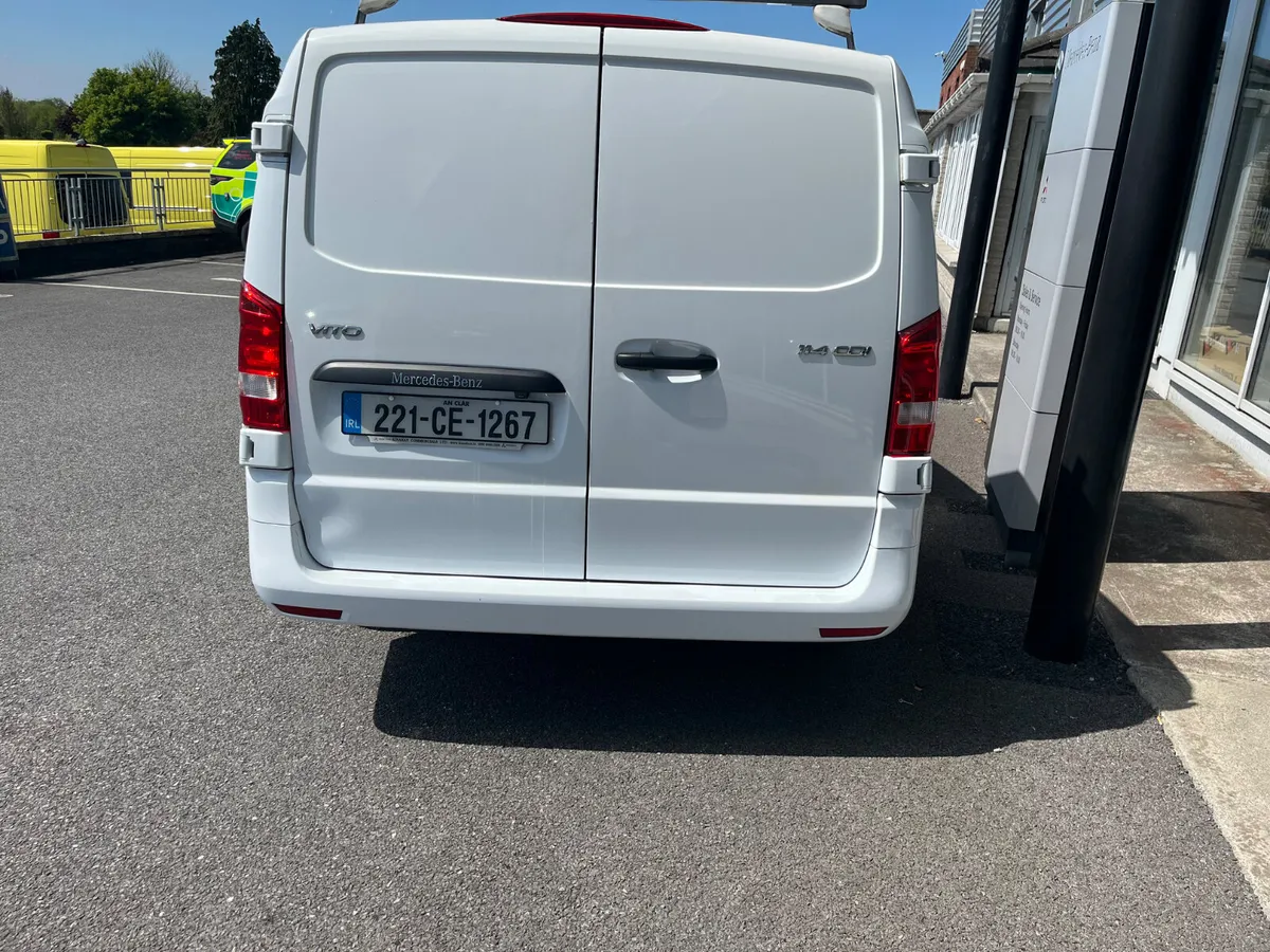 2022 Mercedes-Benz Vito 114 67k kms - Image 3