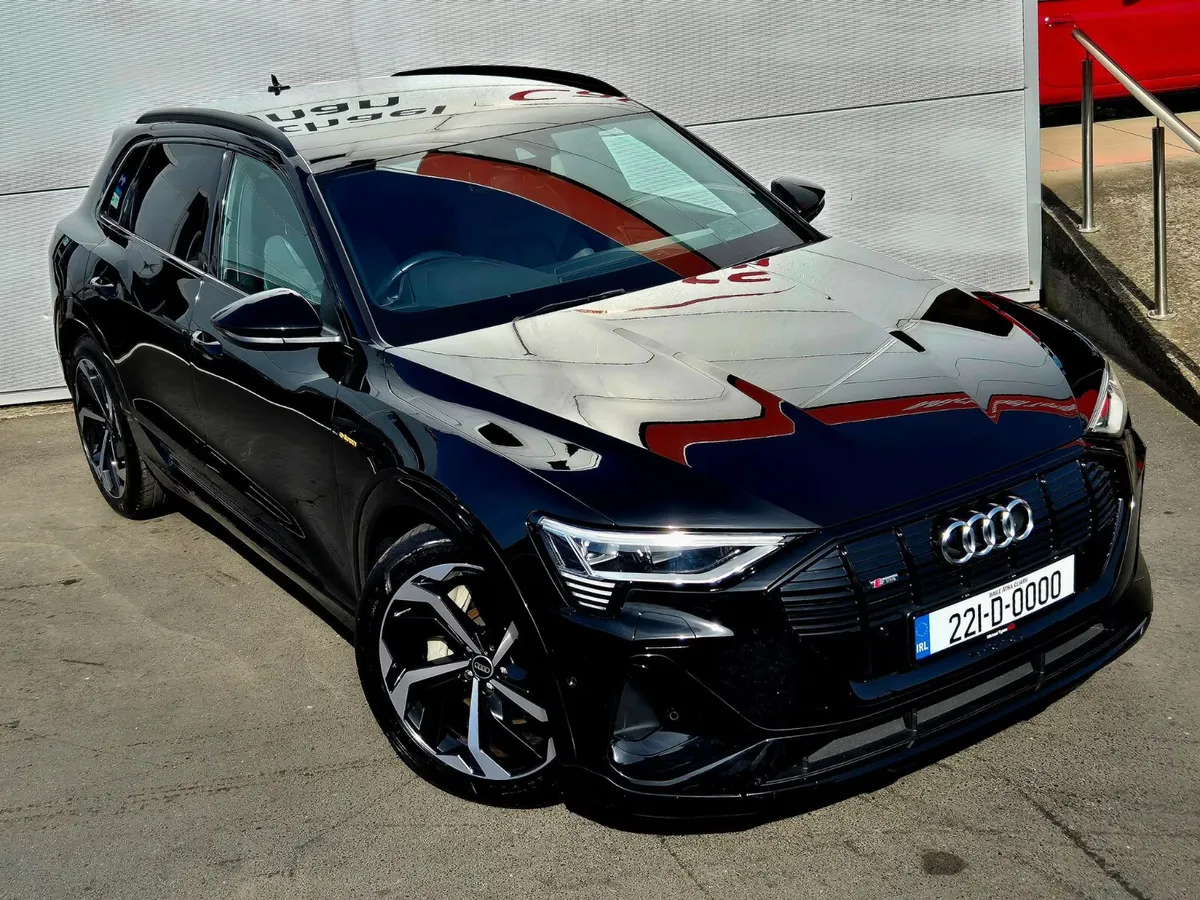 2022 Audi e-tron 50 Black Edition, 21" Alloys - Image 3