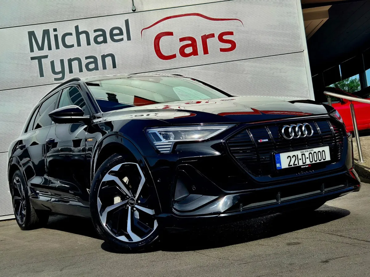 2022 Audi e-tron 50 Black Edition, 21" Alloys - Image 4
