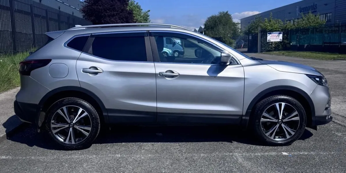 2020 Nissan Qashqai Premium Automatic - Image 3
