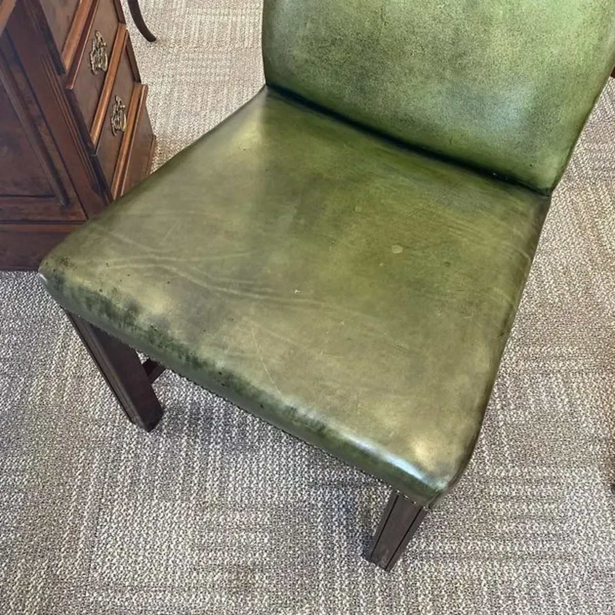 Stunning green leather high back occasional chair - Image 3