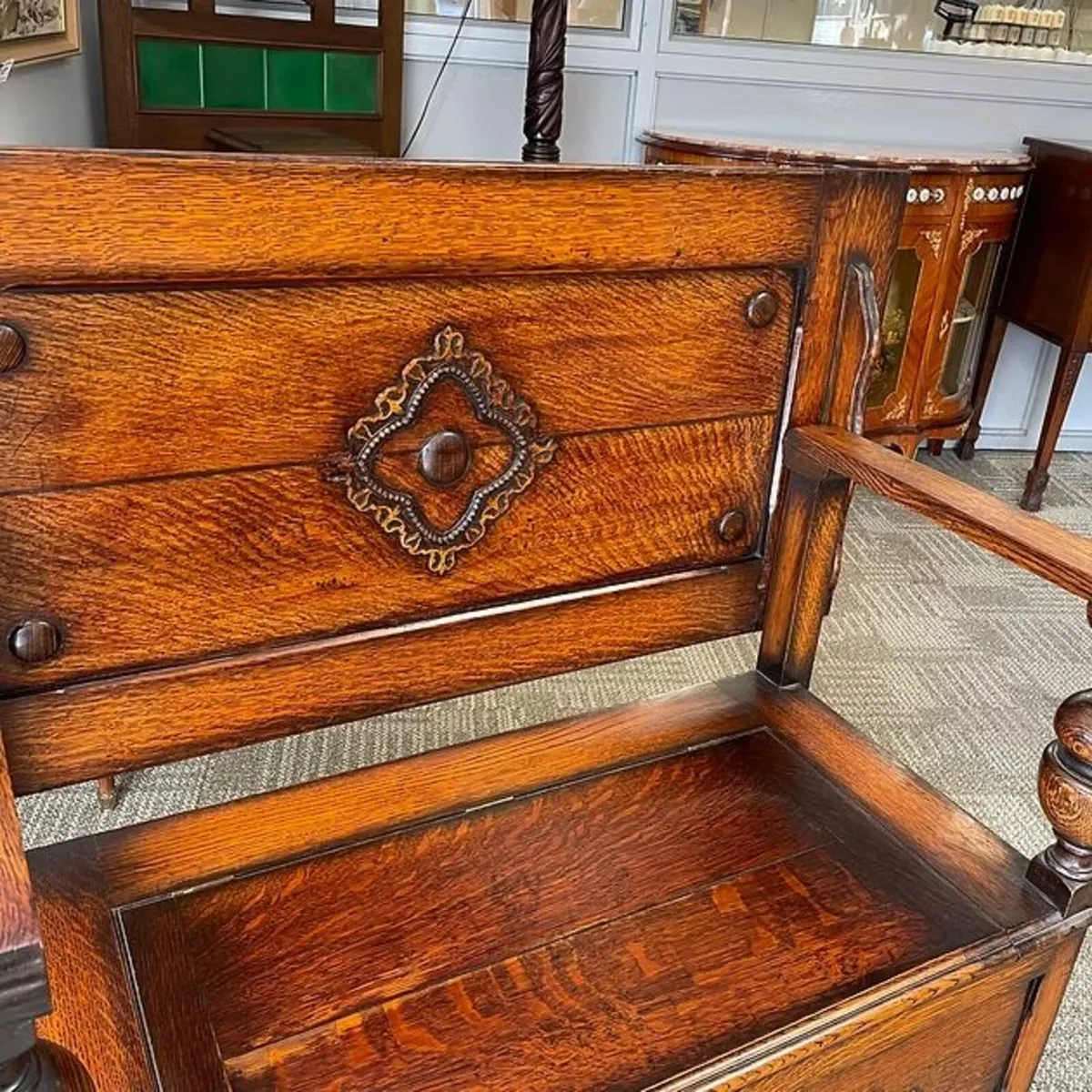Beautiful oak antique monks bench - Image 2