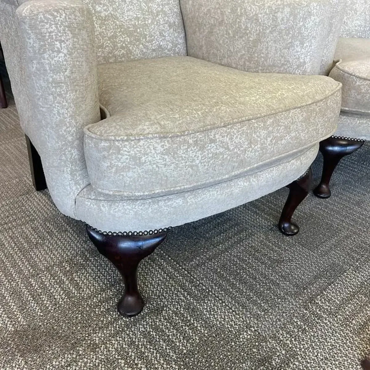 A pair of 18th Century George III wing chairs - Image 4