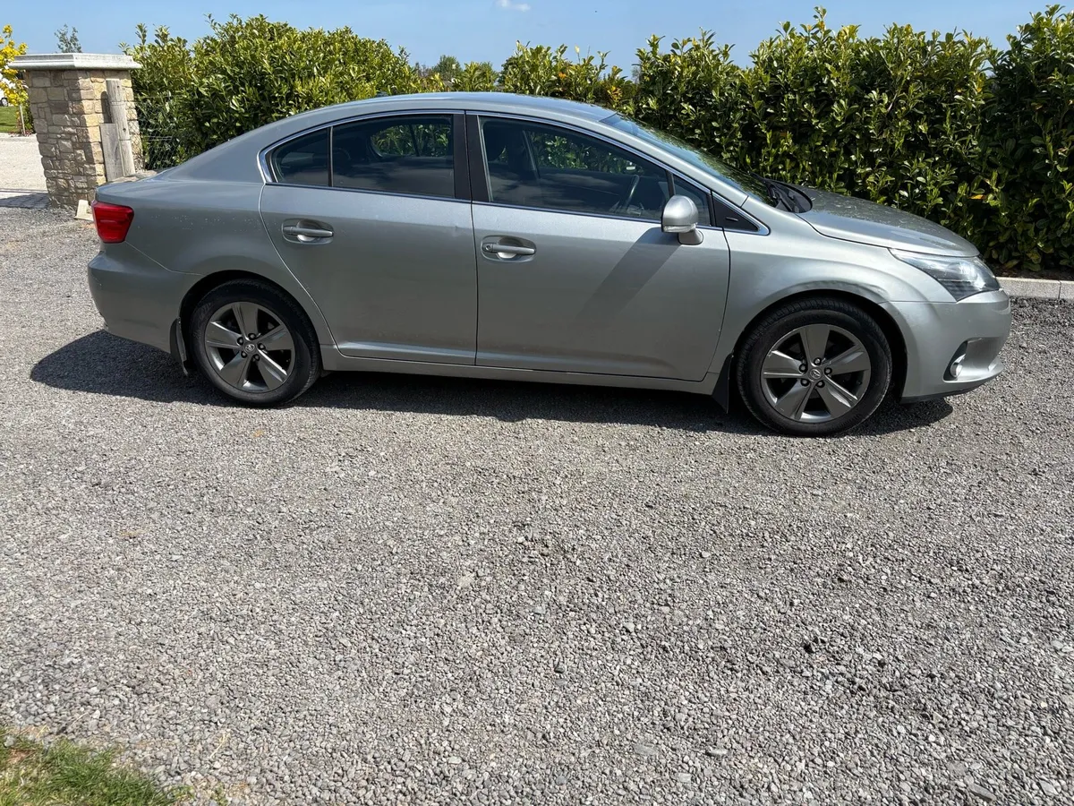 2015 TOYOTA AVENSIS 2LT D4D AURA NEW NCT - Image 2