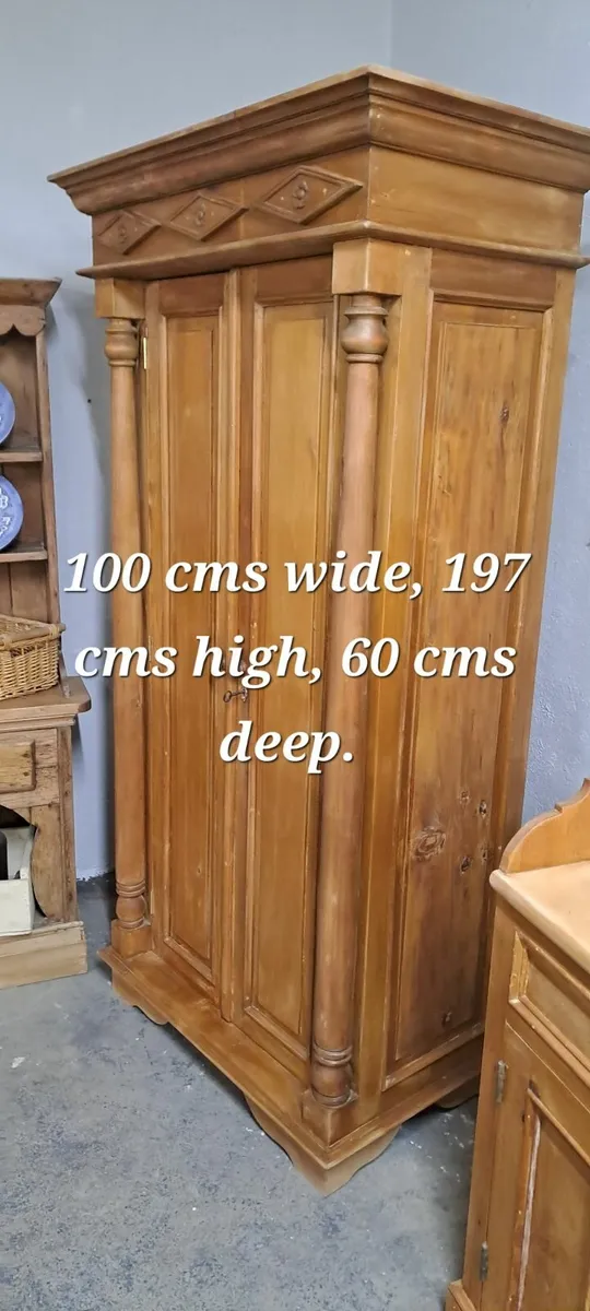 Vintage pine wardrobe - Image 3