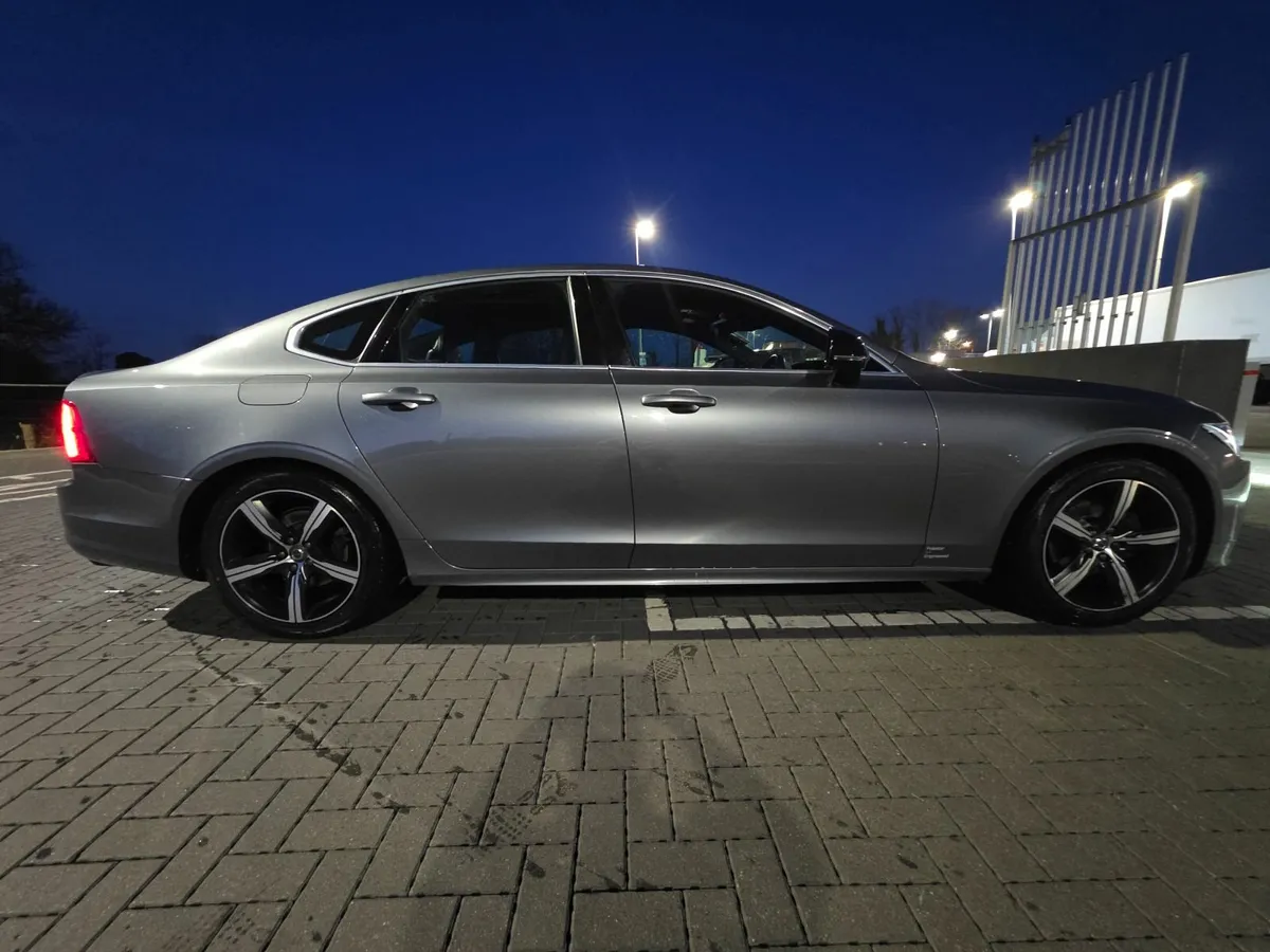 Volvo S90 2019 - Image 3