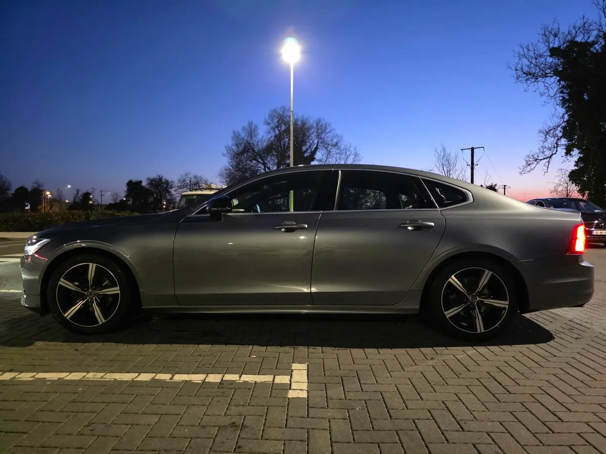 Volvo S90 2019 - Image 4