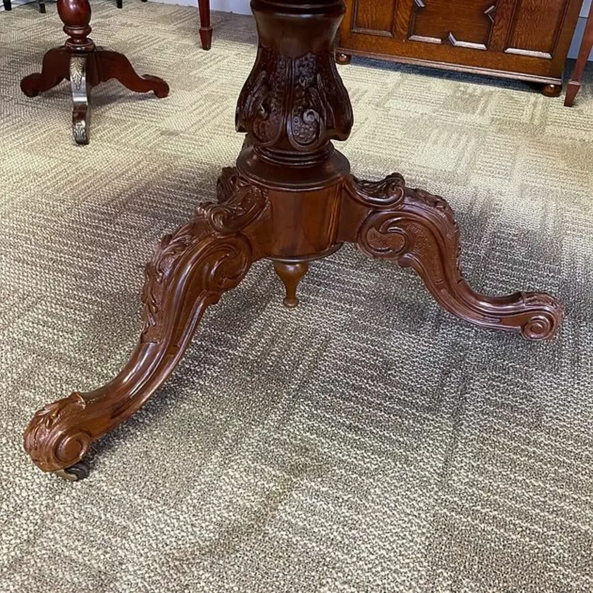 Victorian burr walnut marquetry round pod table - Image 2