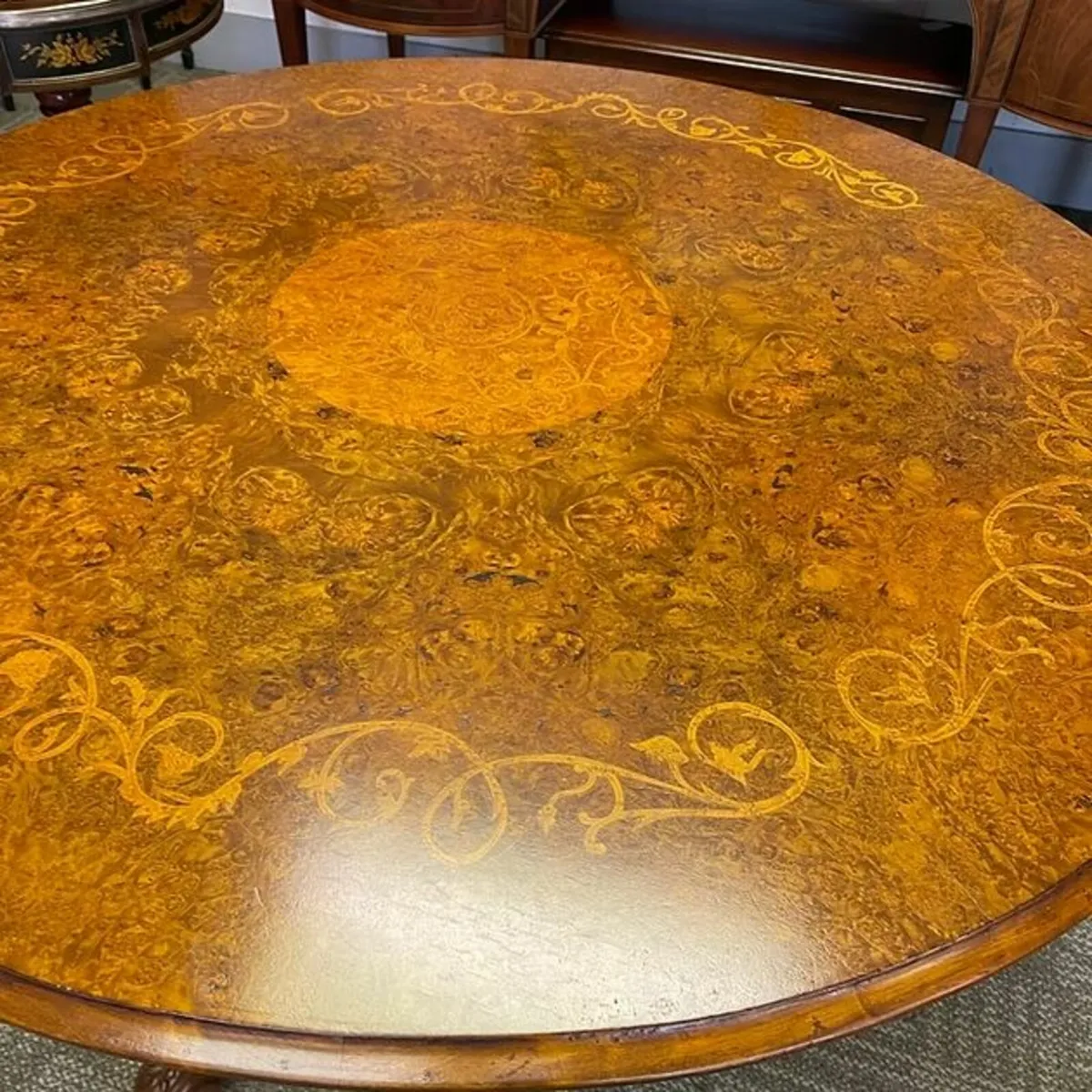 Victorian burr walnut marquetry round pod table - Image 3