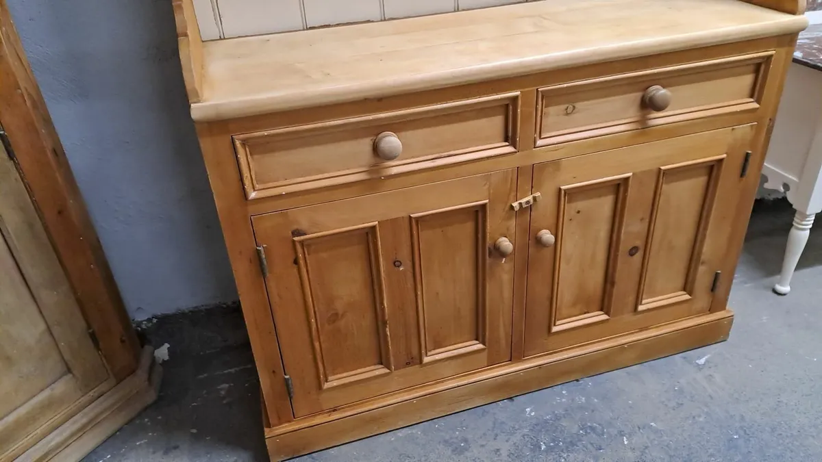Vintage Irish pine kitchen dresser - Image 4