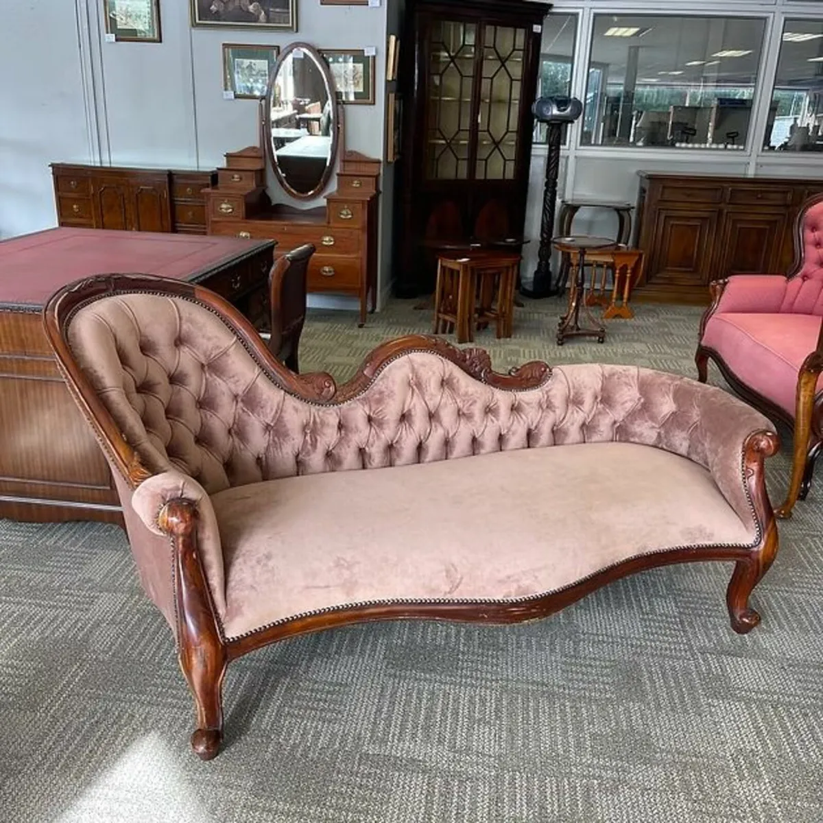 Fabulous antique Victorian peach pink velvet chais - Image 1