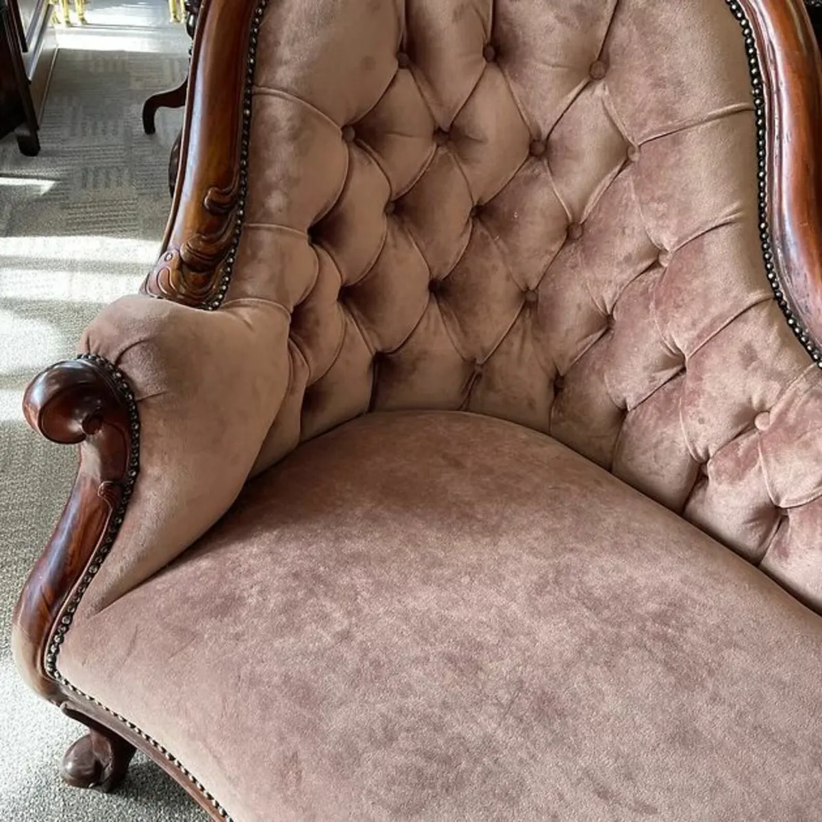 Fabulous antique Victorian peach pink velvet chais - Image 4