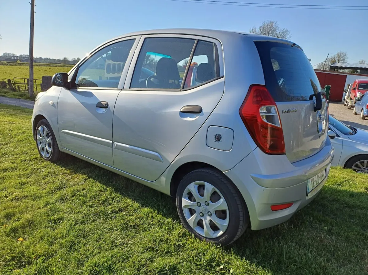 Hyundai i10  1.2 CLASSIC 5DR - Image 4