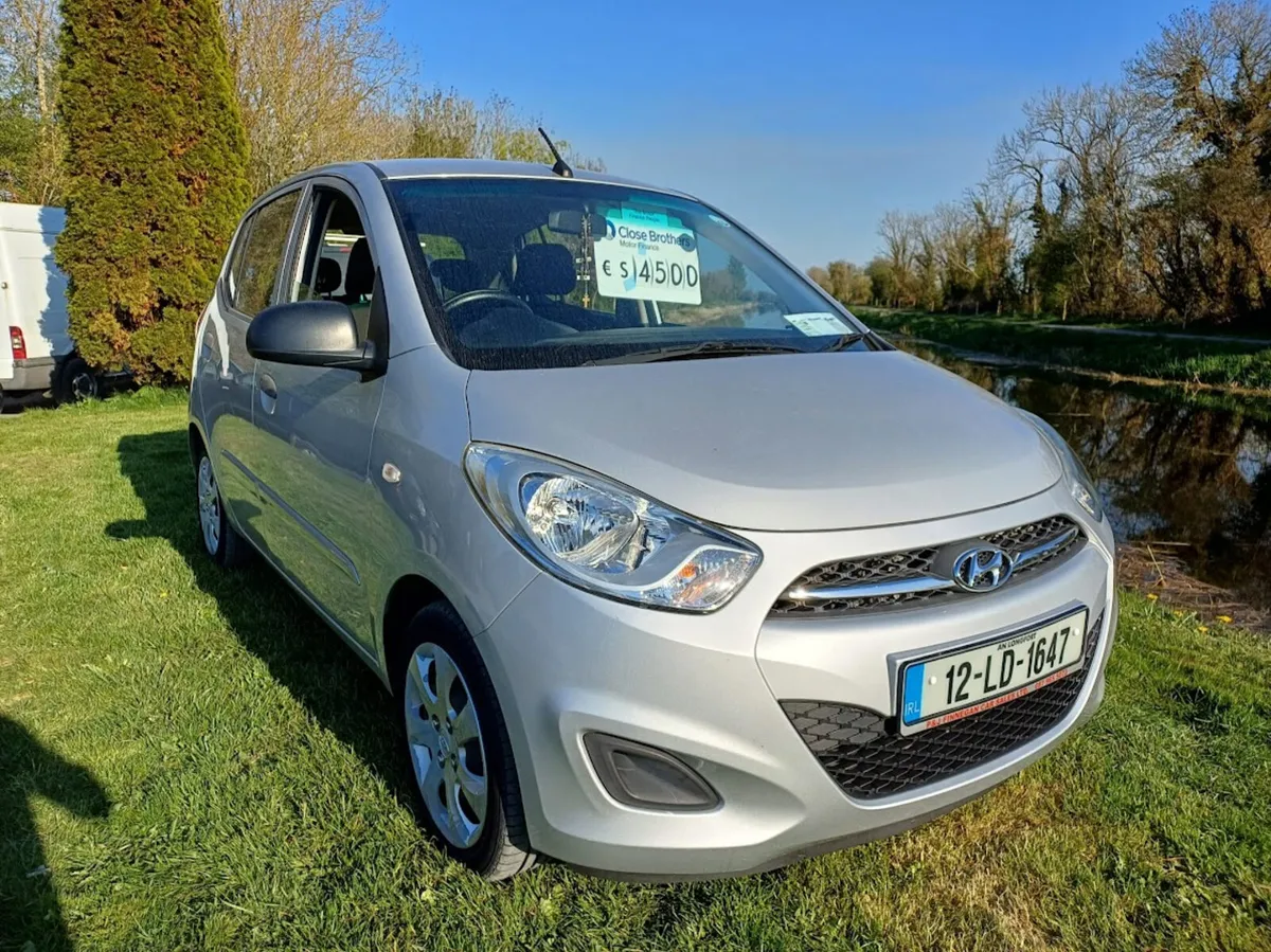 Hyundai i10  1.2 CLASSIC 5DR - Image 1