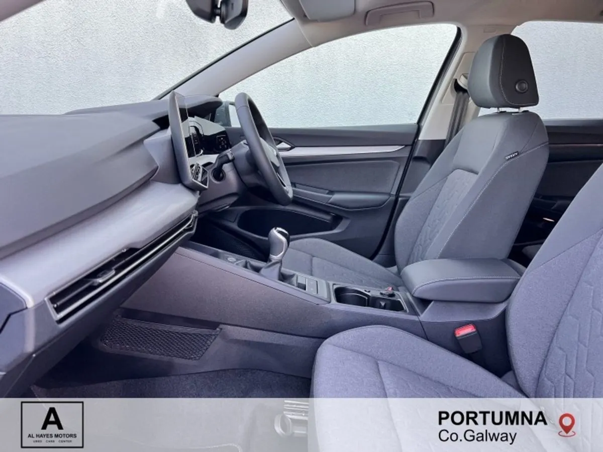 Volkswagen Golf Edition 75 2.0 TDI 116HP - Image 4