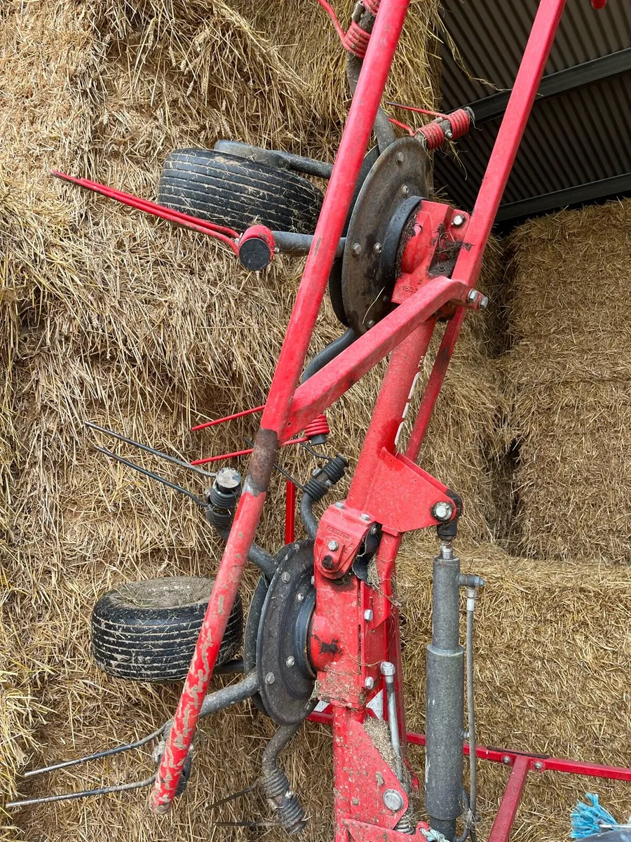 Keverland mower and SIP Tedder - Image 3