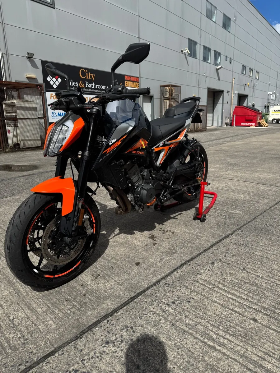 KTM Duke 790 - Image 4
