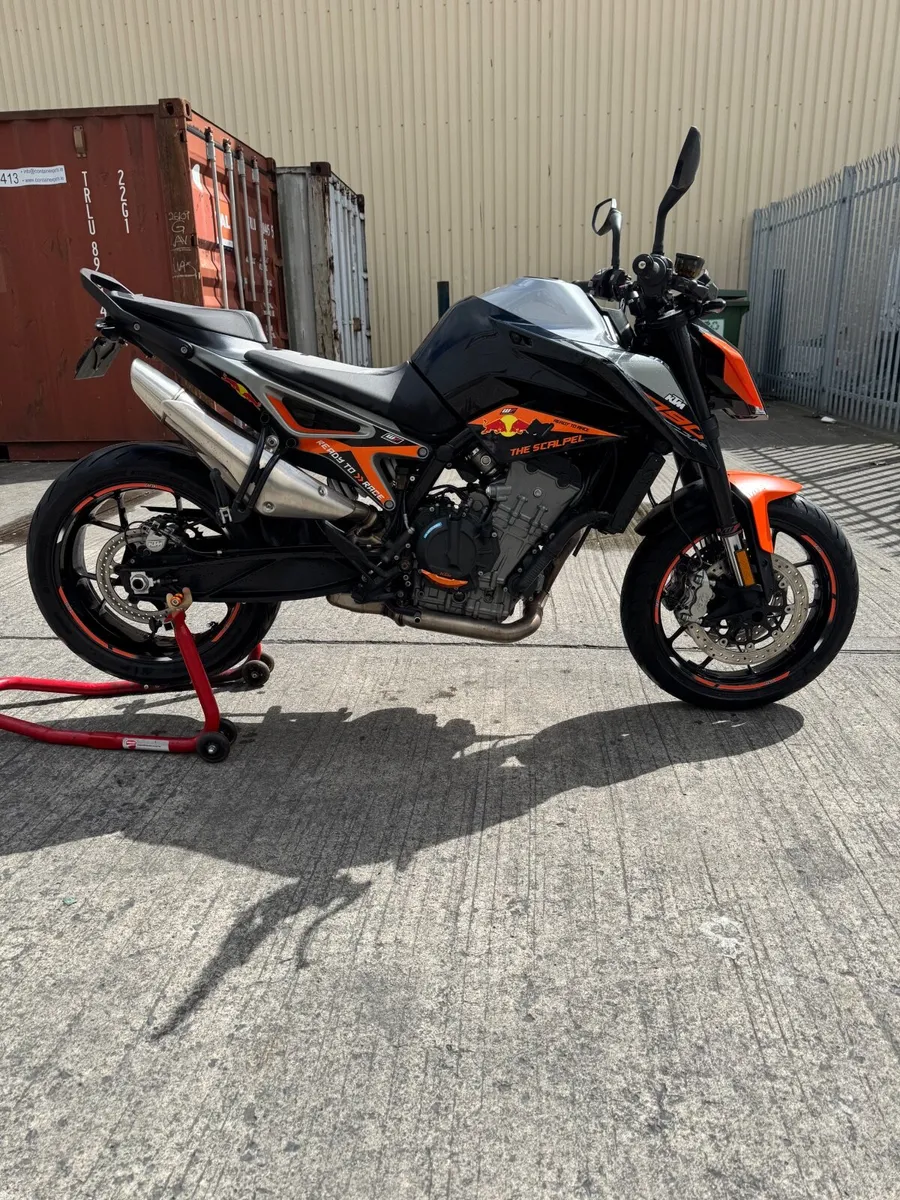 KTM Duke 790 - Image 4
