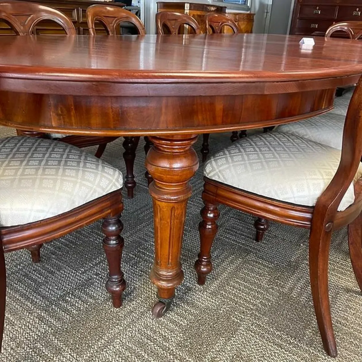 Victorian mahogany d-end extendable dining table & - Image 2