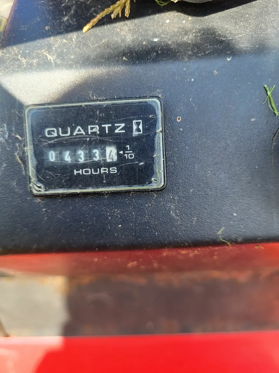 Castelgarden ride-on lawnmower - Image 3