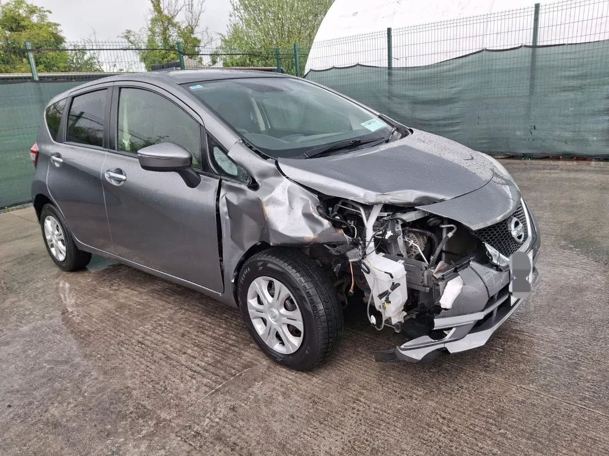 2019 Nissan Note Automatic light damage - Image 2