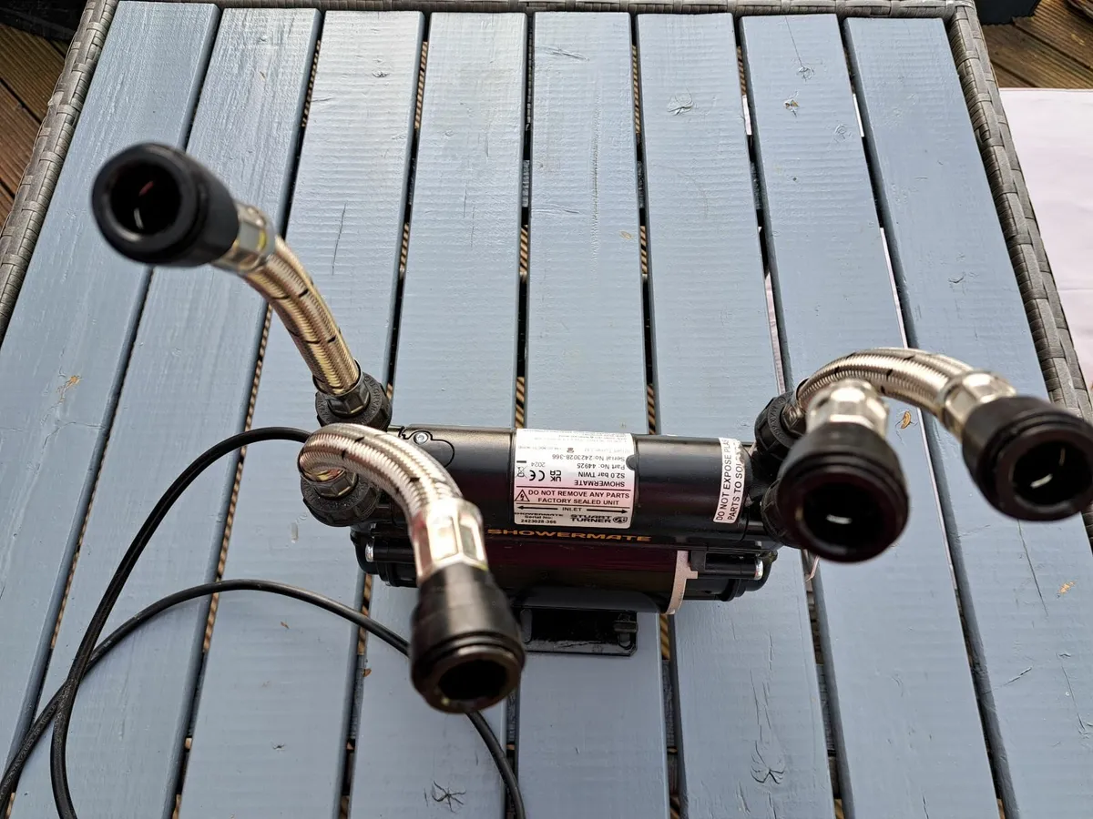 Showermate Twin shower pump 2 bar - Image 3