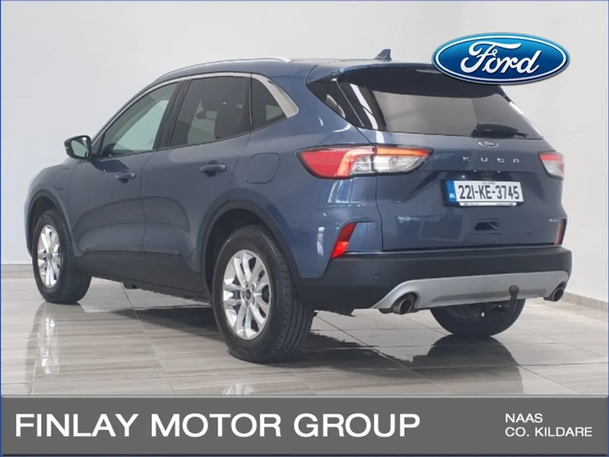 Ford Kuga 2.5i 225PS Plug-in Hybrid Titanium - Image 4