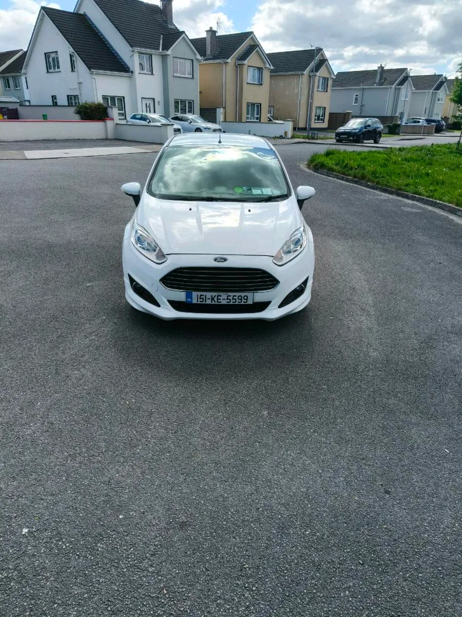 Ford Fiesta Zetec S - Image 2