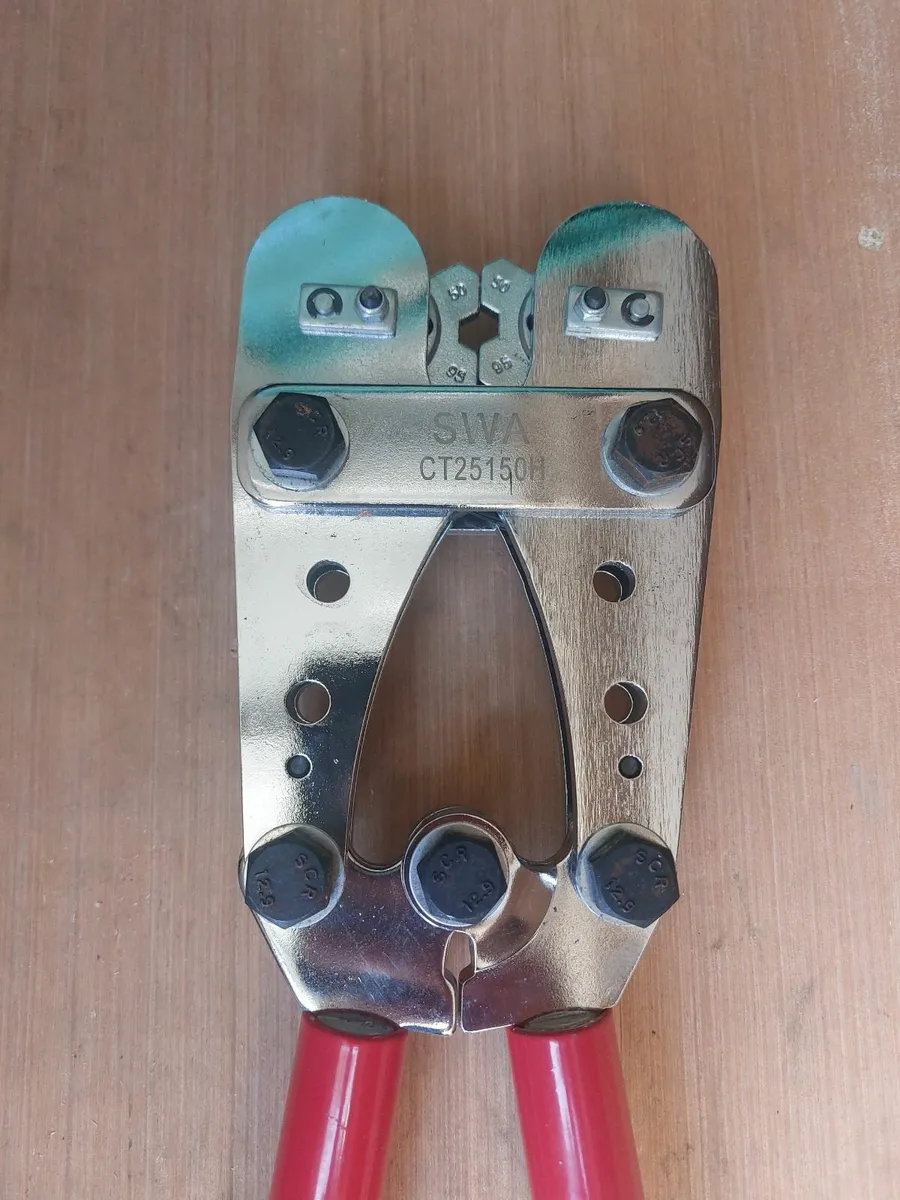 Crimping tool - Image 1