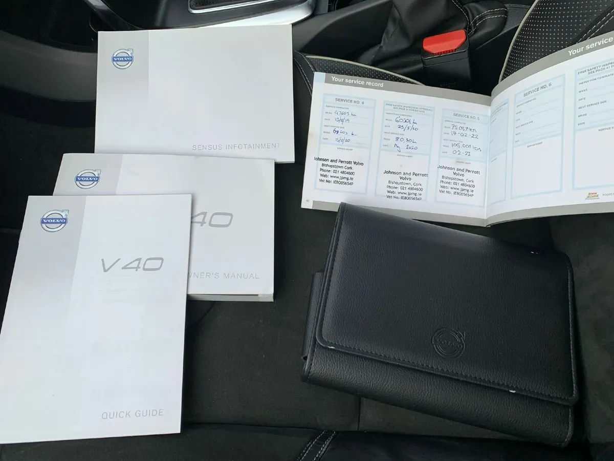 Volvo V40 2015 - Image 4