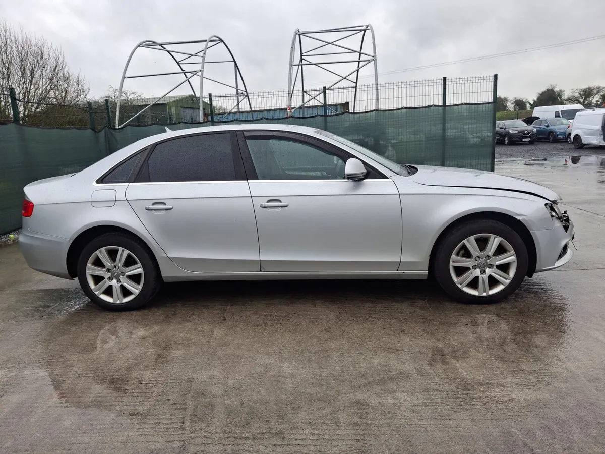 2009 Audi A4 2.0 TDI - Image 3