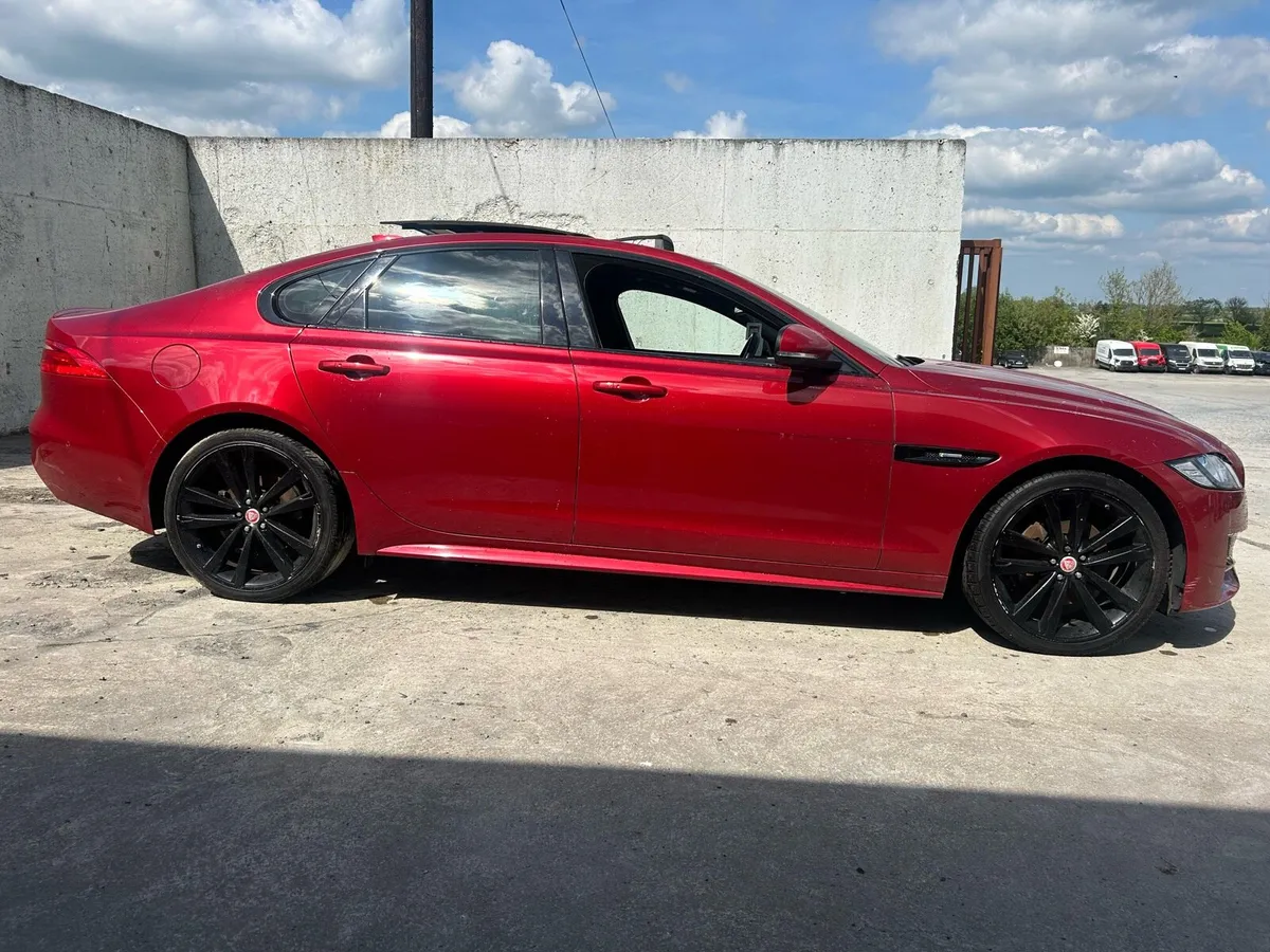 2016 JAG XF R SPORT - Image 2