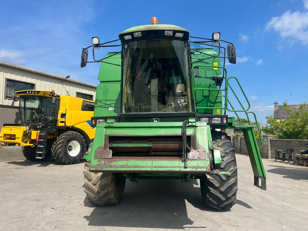 John Deere 2256 18ft - Image 2