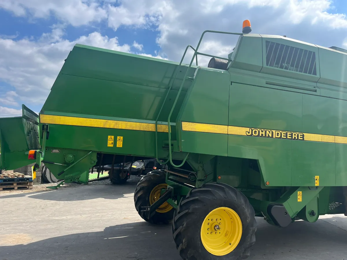 John Deere 2256 18ft - Image 3