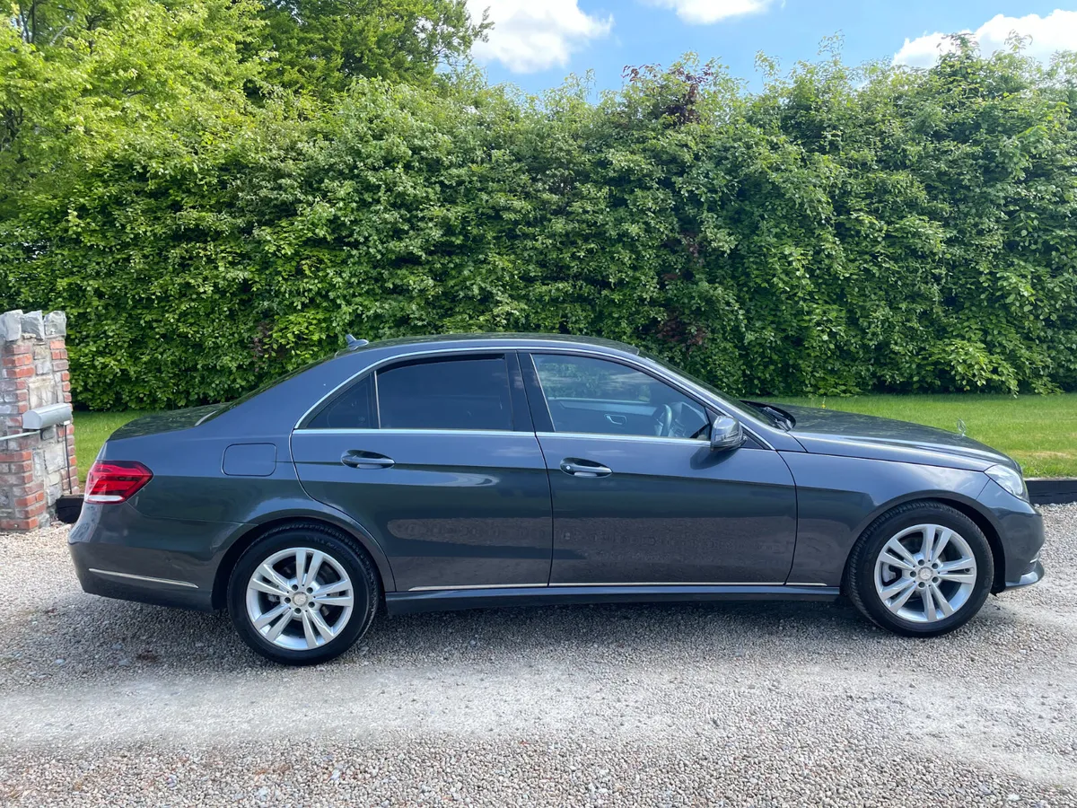 MERCEDES-BENZ E 220 CDI SE BLUETEC AUTO - Image 4