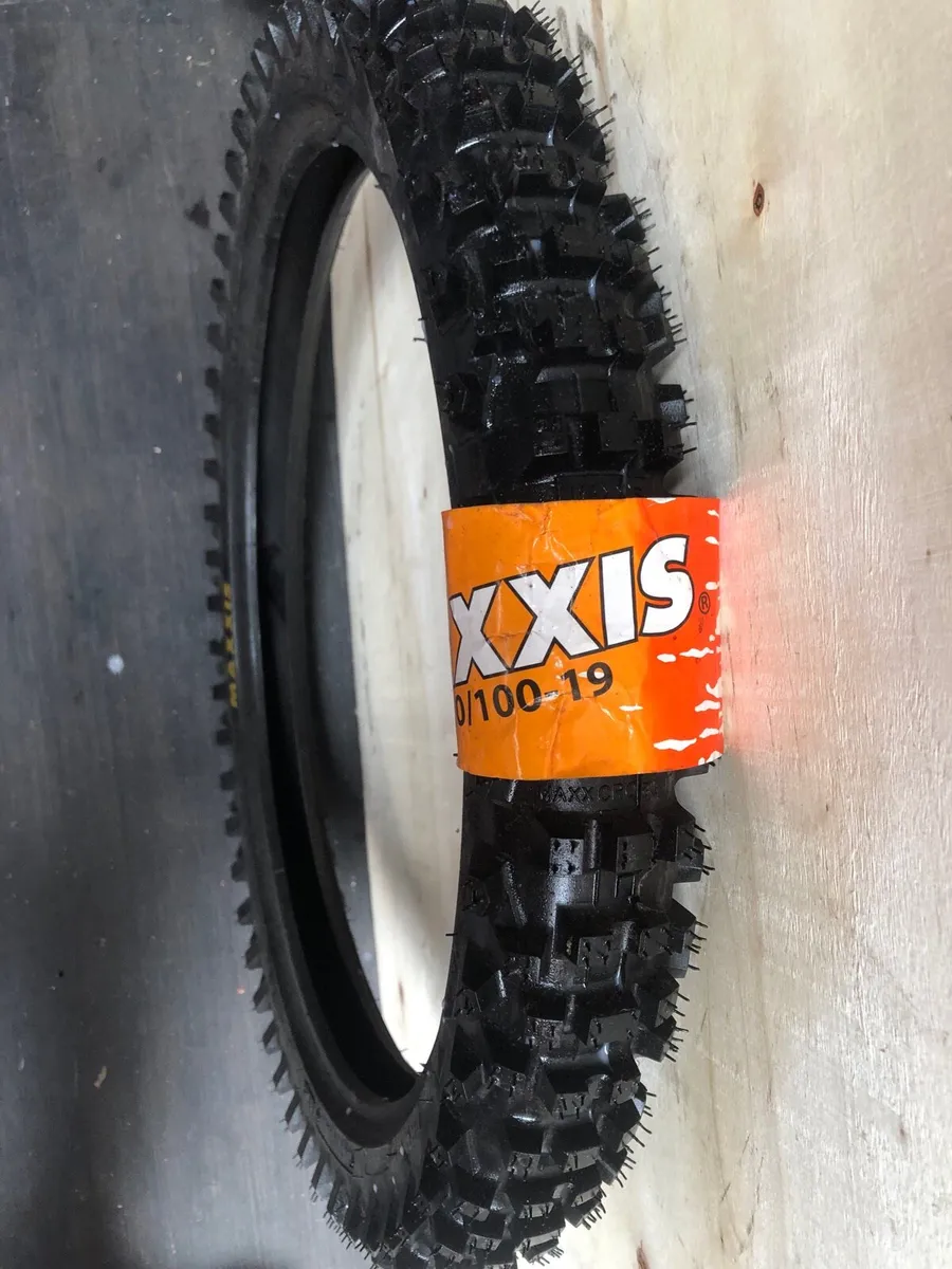 Cheap New tyres different sizes - Image 3