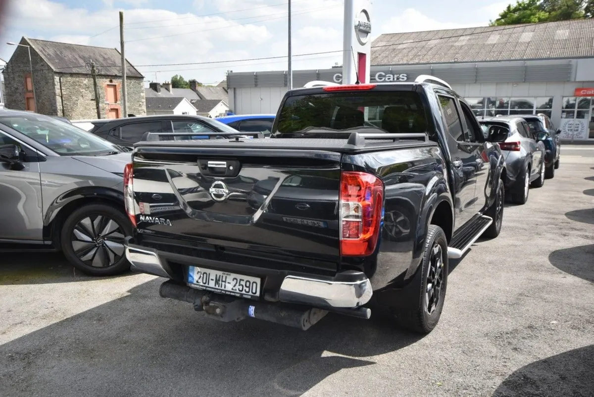 Nissan Navara Navara Tekna DCI 4DR - Image 4