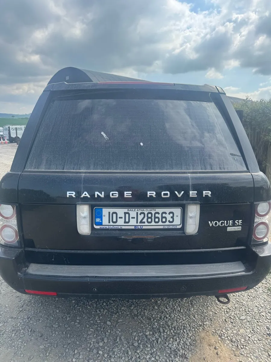 Range Rover - Image 4