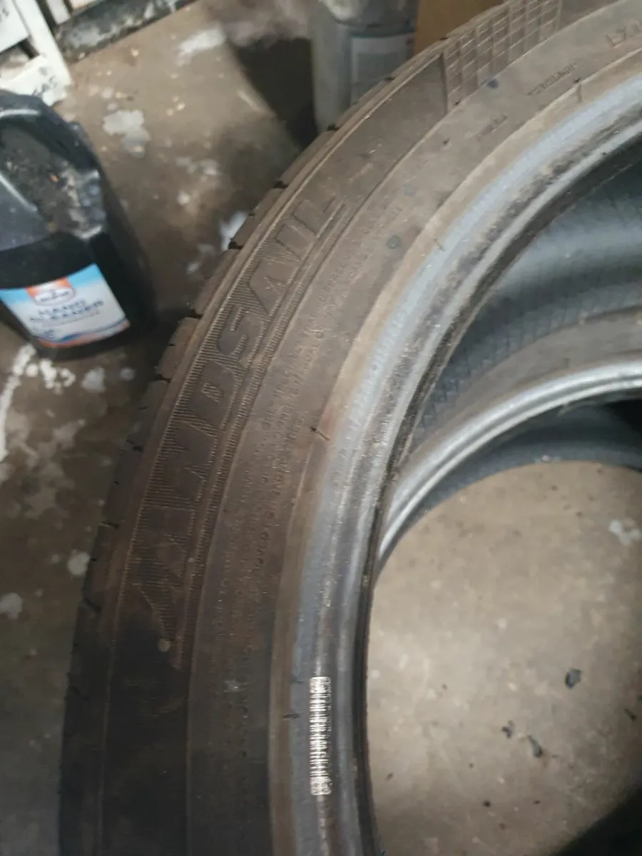 Tyres - Image 3